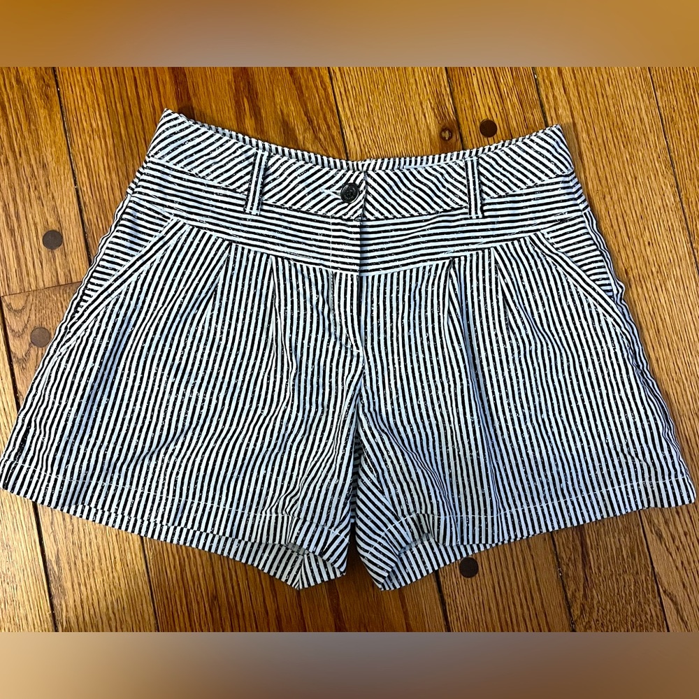 Vince Camuto Nautical Striped High Waisted Shorts size 25 - Picture 5 of 5